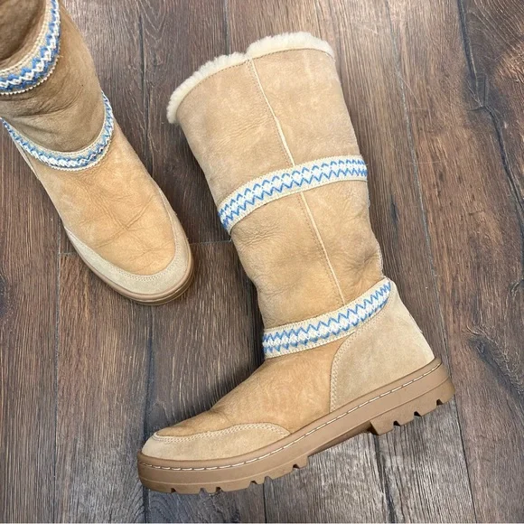 UGG Wonen’s Vintage Sundance Revival Tall Shearling Sand Boots SZ 9 - Picture 6 of 13